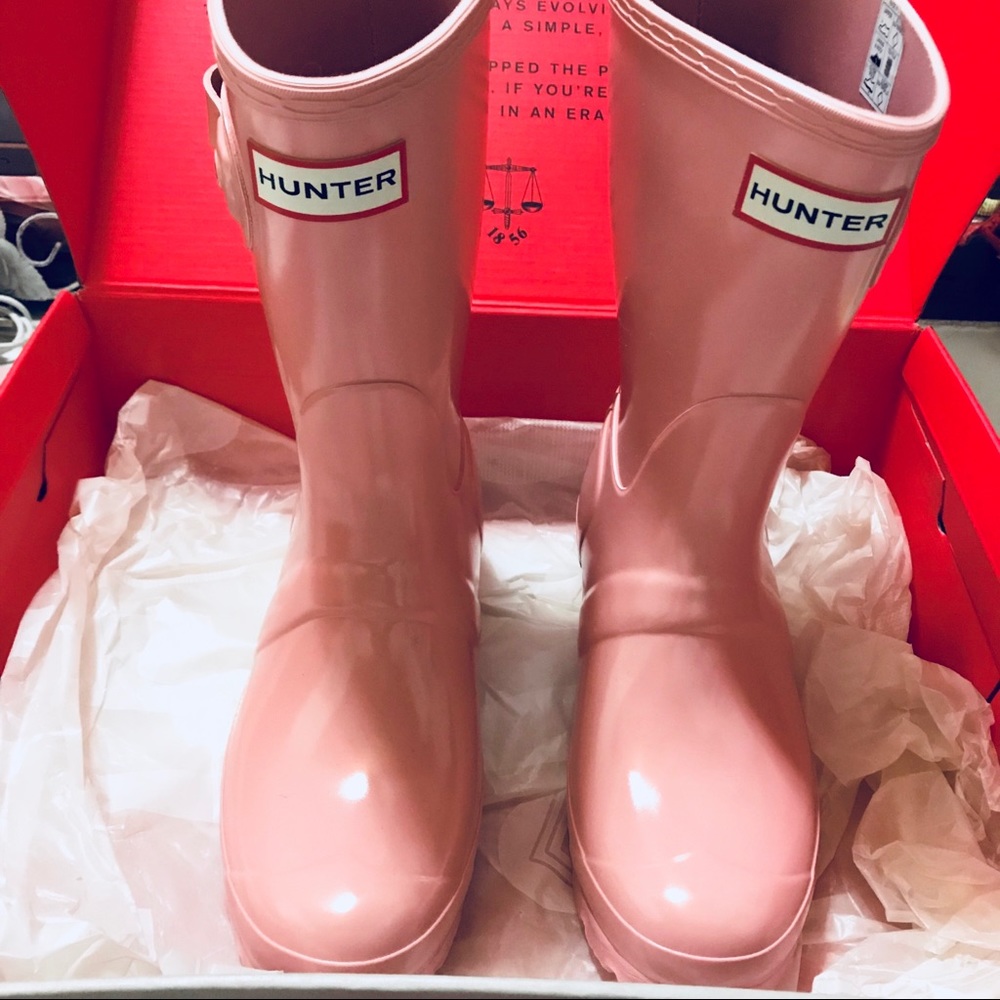 Pink sand hunter boots
